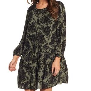 Hinge Black and Green Button Up Lace Back Dress